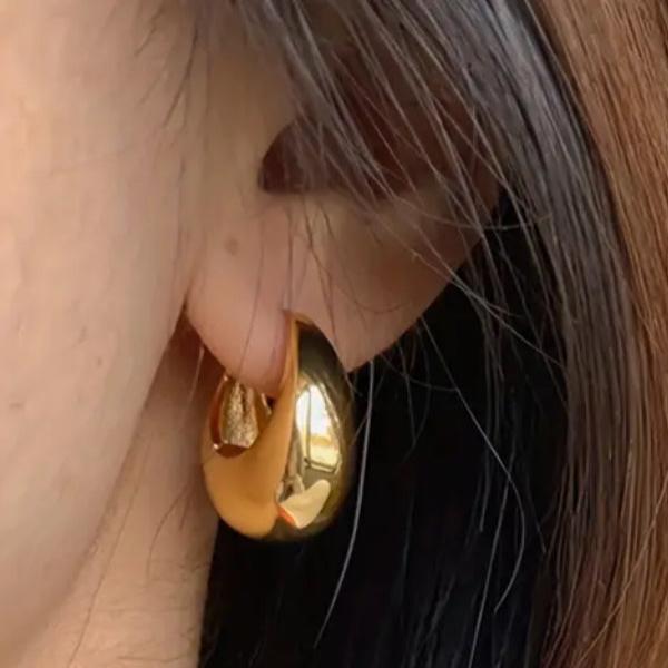 Brinco Argola Click Pequeno Dourado