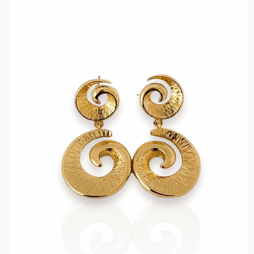 Brinco Espiral Trabalhada  Dourado Folheado